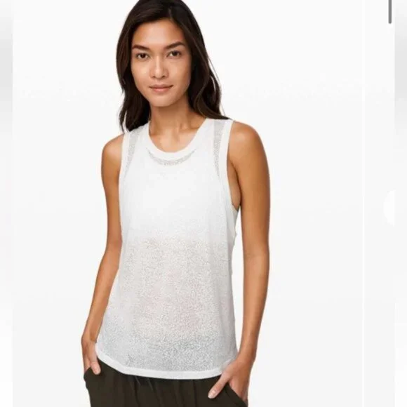 Lululemon  ^* Timeless Classic Tank Polar Shift Veil White. EUC - Picture 11 of 11